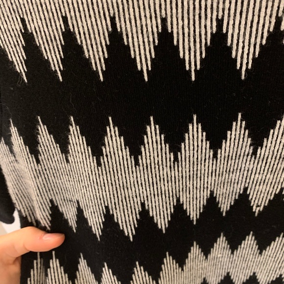 BCBGeneration DRESS - Picture 3 of 3